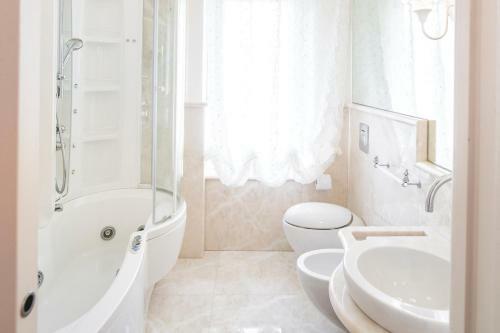 Pietra La Croce Villa Sleeps 8 With Pool And Air Con