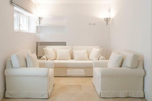 Pietra La Croce Villa Sleeps 8 With Pool And Air Con