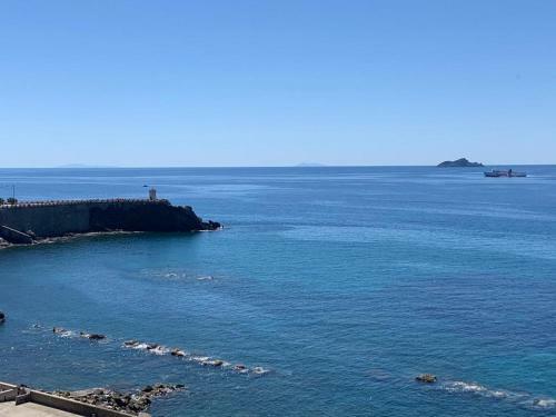 Hostal Piombino 1428