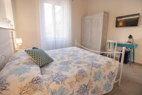 Hostal Piombino 1428