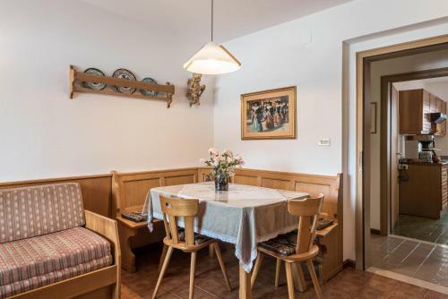 Apartamento Gro�e Gartenwohnung Haus Forelle