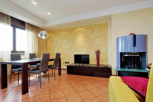 Ponte Galeria Apartment