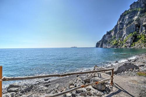 Positano Villa Sleeps 8 Pool Air Con