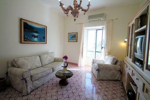 Positano Villa Sleeps 2 Air Con Wifi