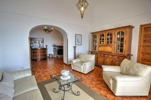 Praiano Villa Sleeps 11 Pool Air Con Wifi