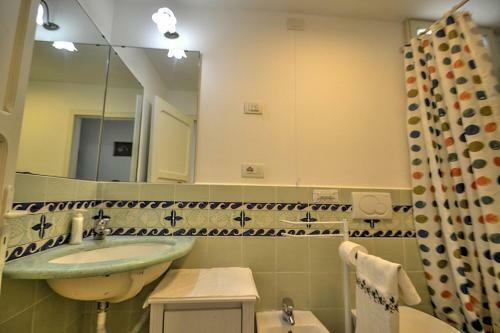 Praiano Villa Sleeps 4 Air Con Wifi
