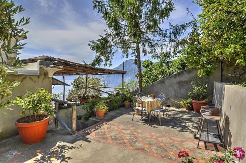 Praiano Villa Sleeps 4 Air Con Wifi
