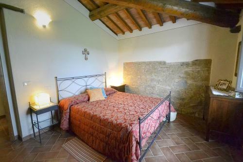 Pozzo Della Chiana Villa Sleeps 24 Pool Air Con