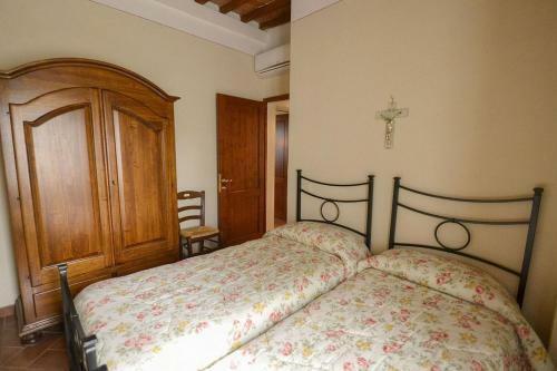 Pozzo Della Chiana Villa Sleeps 24 Pool Air Con