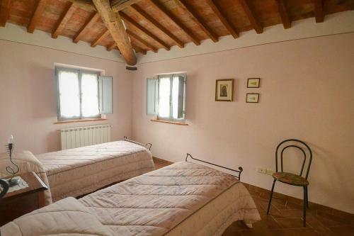 Pozzo Della Chiana Villa Sleeps 24 Pool Air Con