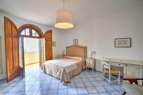 Praiano Villa Sleeps 10 Pool Air Con Wifi