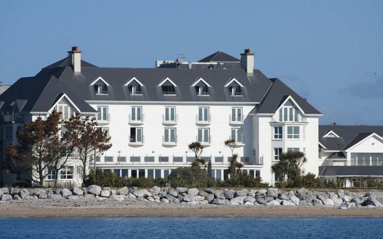 Garryvoe Hotel