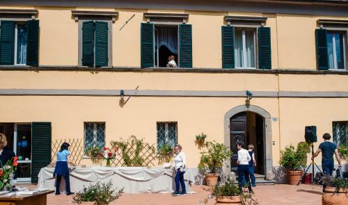 Radicofani Villa Sleeps 28 With Pool And Wifi