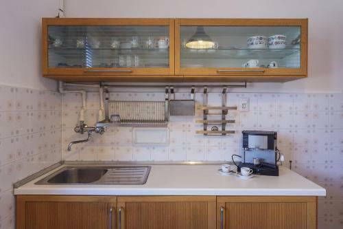 Apartamento Casa Anna Sea View, Pool, Parking & Wifi