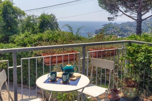 Apartamento Casa Anna Sea View, Pool, Parking & Wifi