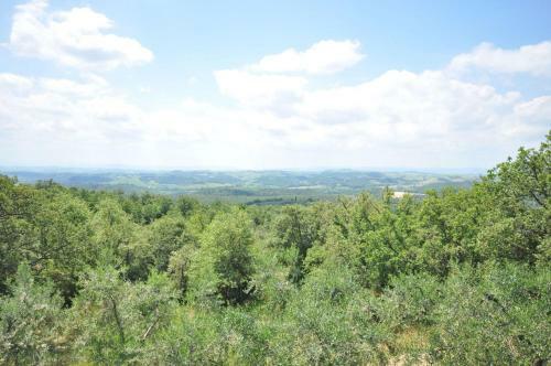 Rapale Apartment Sleeps 6 With Pool And Wifi