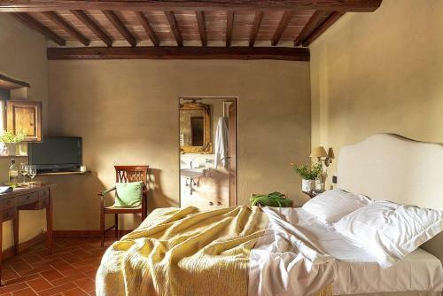 Rapale Villa Sleeps 20 With Pool And Air Con