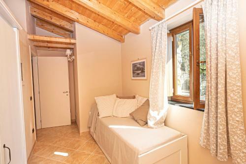 Villa Homes In Genoa - Charming Cottage