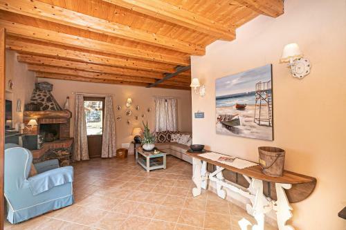 Villa Homes In Genoa - Charming Cottage