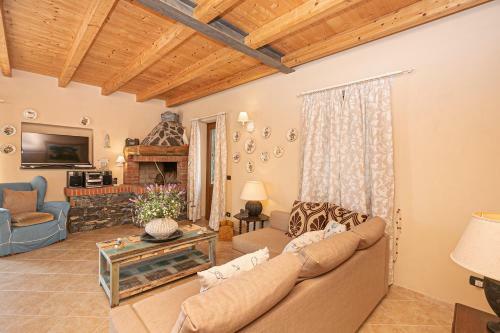 Villa Homes In Genoa - Charming Cottage
