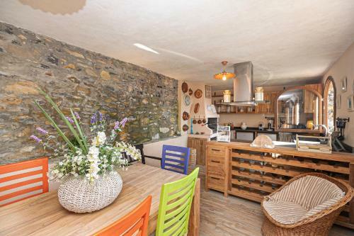 Villa Homes In Genoa - Charming Cottage