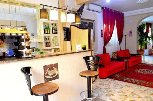 Hostal New Hotel Cirene Room For Two People Full Pension Package
