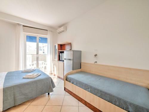 Modern Apartment In Rimini With Balcony