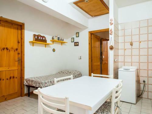 Alluring Apartment In Roccalumera With Balcony