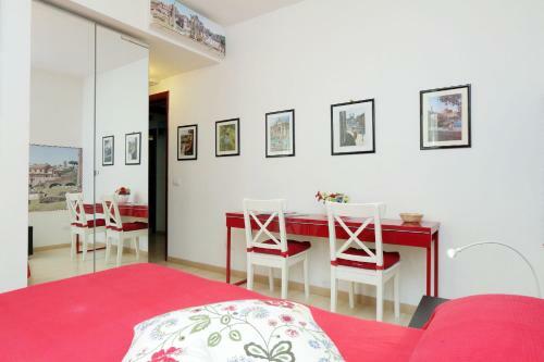 Hostal Lhg Comfy Rooms