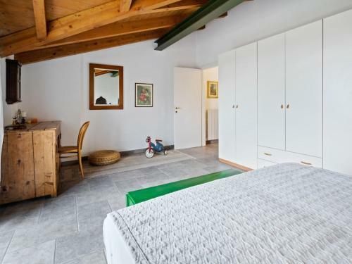 Secluded Apartment In Romagnano Sesia With Balcony