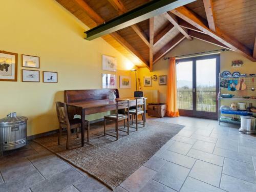 Secluded Apartment In Romagnano Sesia With Balcony