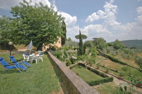 Romola Apartment Sleeps 6 With Pool And Wifi