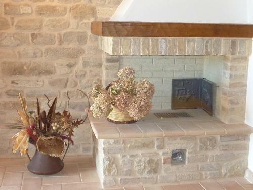 Croce Rossa Villa Sleeps 12 Pool Wifi