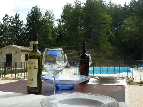 Croce Rossa Villa Sleeps 12 Pool Wifi