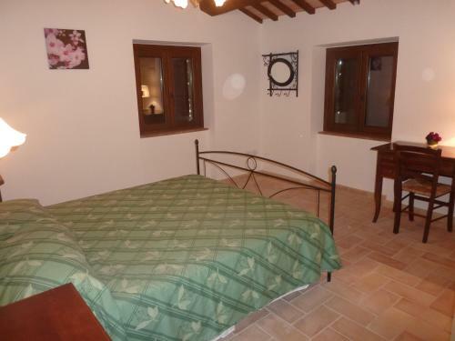 Croce Rossa Villa Sleeps 12 Pool Wifi