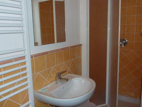Croce Rossa Villa Sleeps 12 Pool Wifi