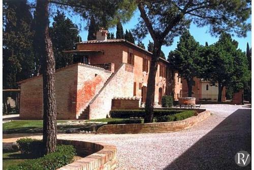 Siena Apartment Sleeps 4 Pool Wifi