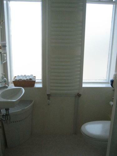 Hostal Guesthouse S�lgardar