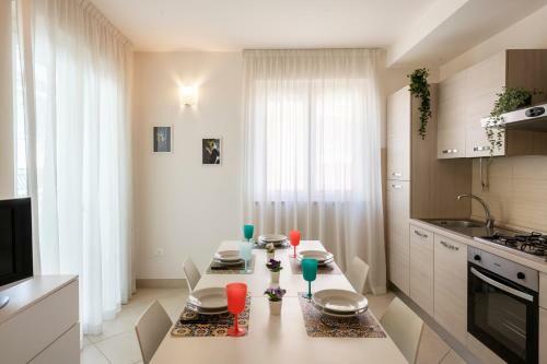 Apartamento Elegante Trilocale Marconi Prima Fila Mare