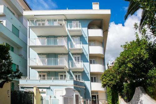 Apartamento Elegante Trilocale Marconi Prima Fila Mare