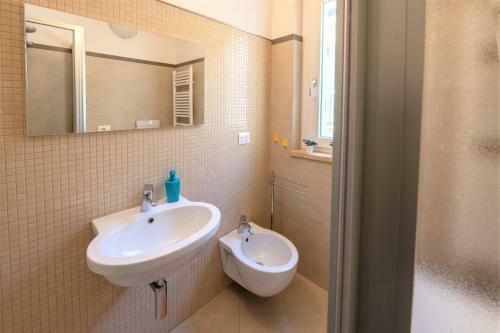 Apartamento Elegante Trilocale Marconi Prima Fila Mare