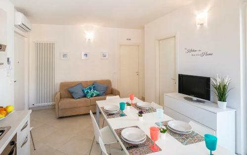Apartamento Elegante Trilocale Marconi Prima Fila Mare