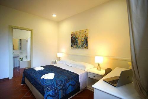 Sanarica Villa Sleeps 12 With Pool And Air Con