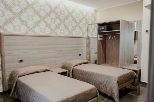Hostal Miryam House