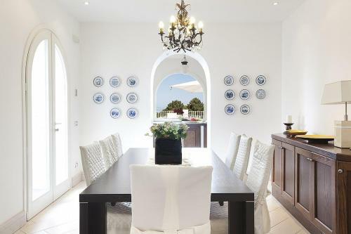 Sant'agata Sui Due Golfi Villa Sleeps 11 Pool Wifi