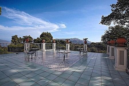 Sant'agata Sui Due Golfi Villa Sleeps 30 Pool Wifi