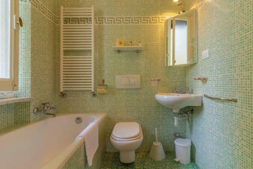 Apartamento Old Villa With Garden & Parking