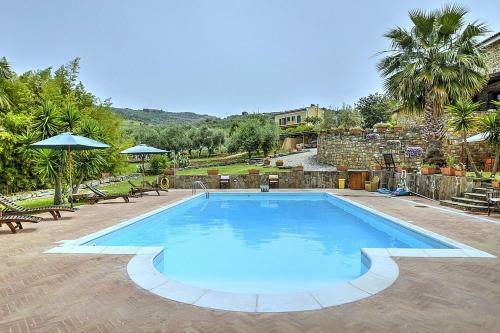 Santa Maria Villa Sleeps 4 Pool Air Con Wifi