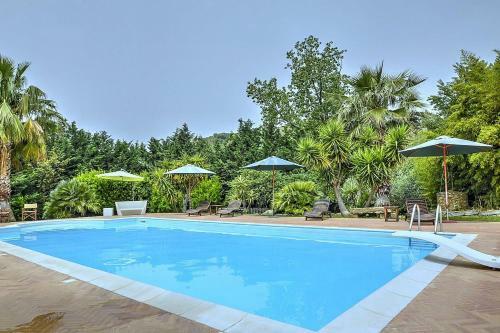 Santa Maria Villa Sleeps 4 Pool Air Con Wifi