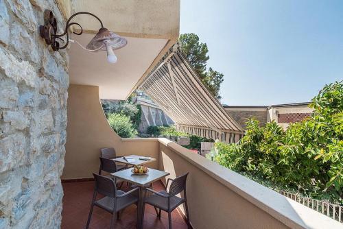 Santa Maria Villa Sleeps 6 Air Con Wifi